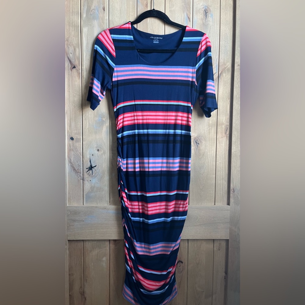 A Pea in the Pod knee length dress size Small
